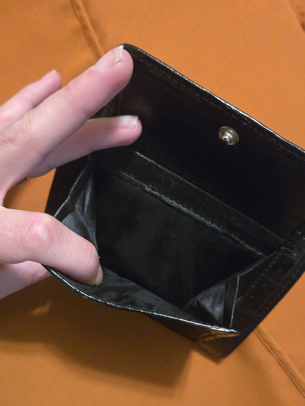 Brighton Wallet - Picture 5 of 6